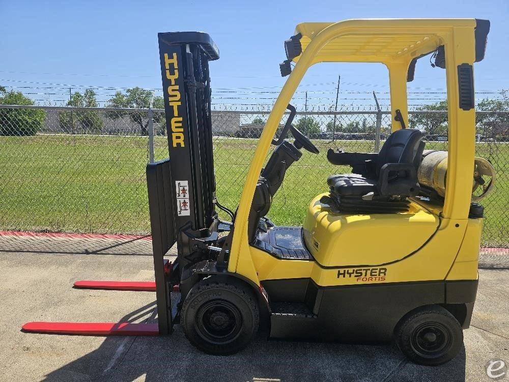 2017 Hyster H30FT