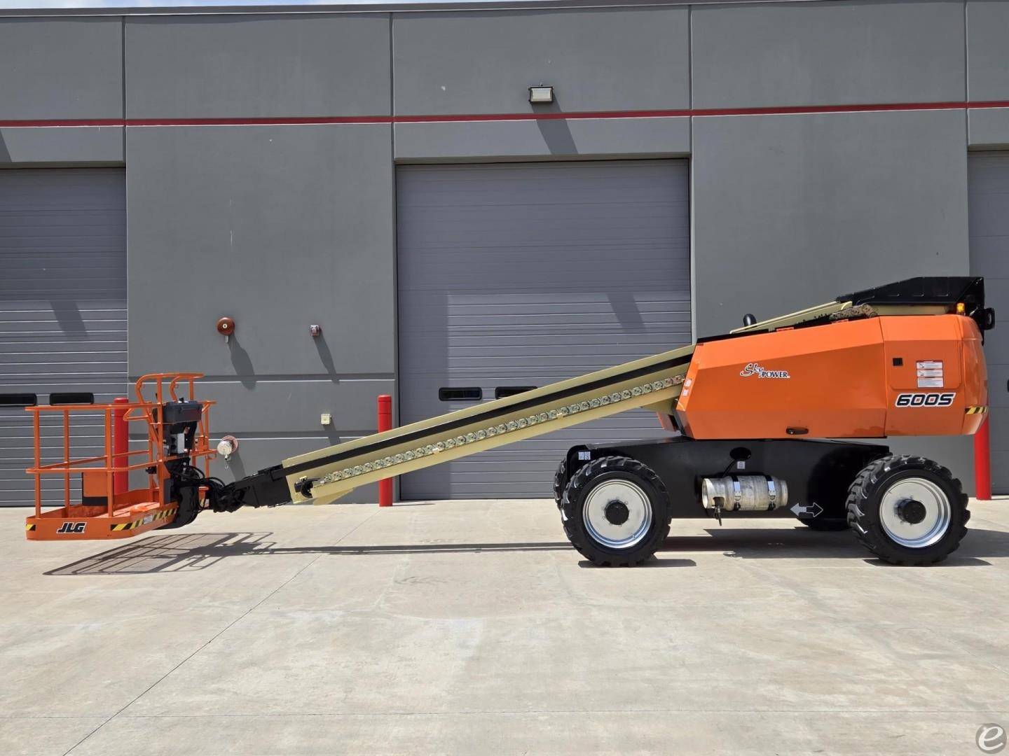 2014 JLG 600S