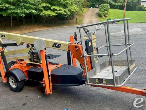 2020 JLG T350