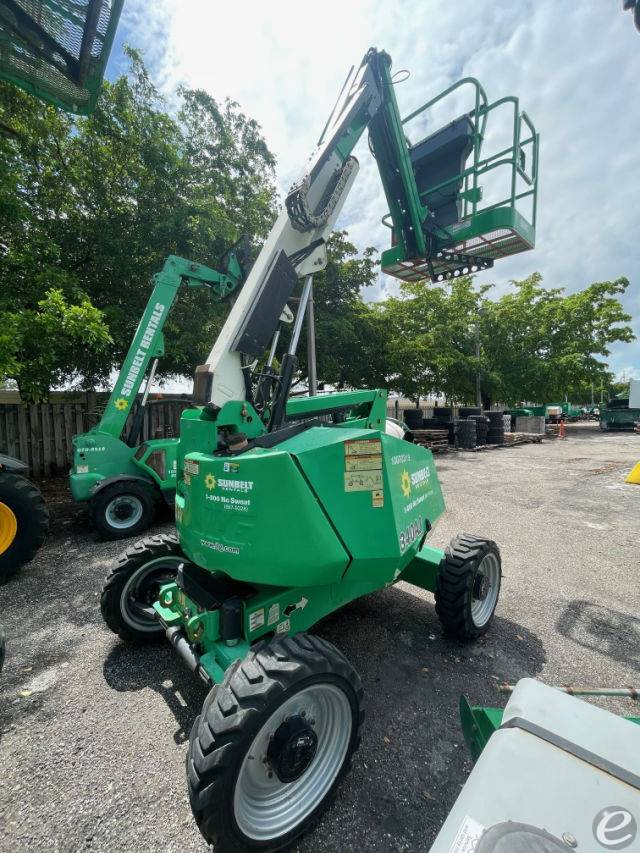 2013 JLG 340AJ