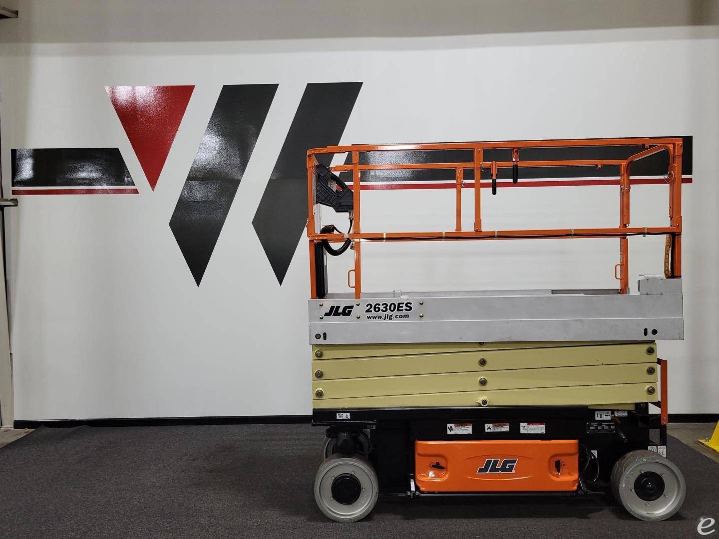 2014 JLG 2630ES