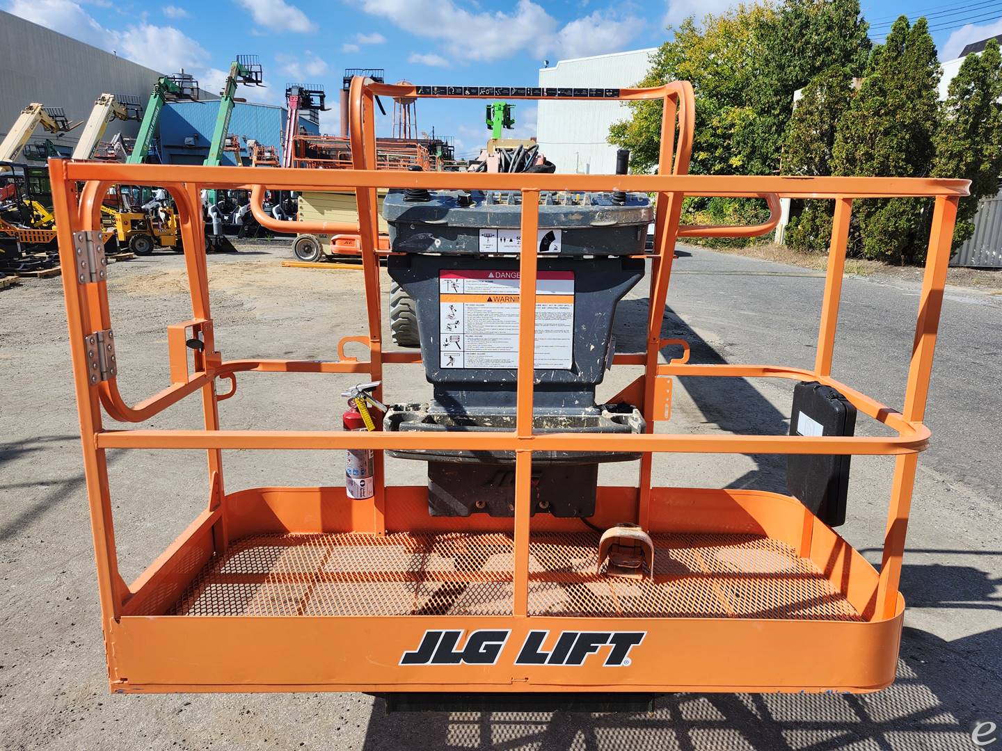 2013 JLG M600JP