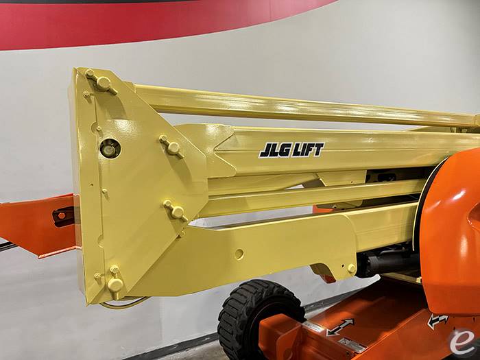 2014 JLG 450AJ