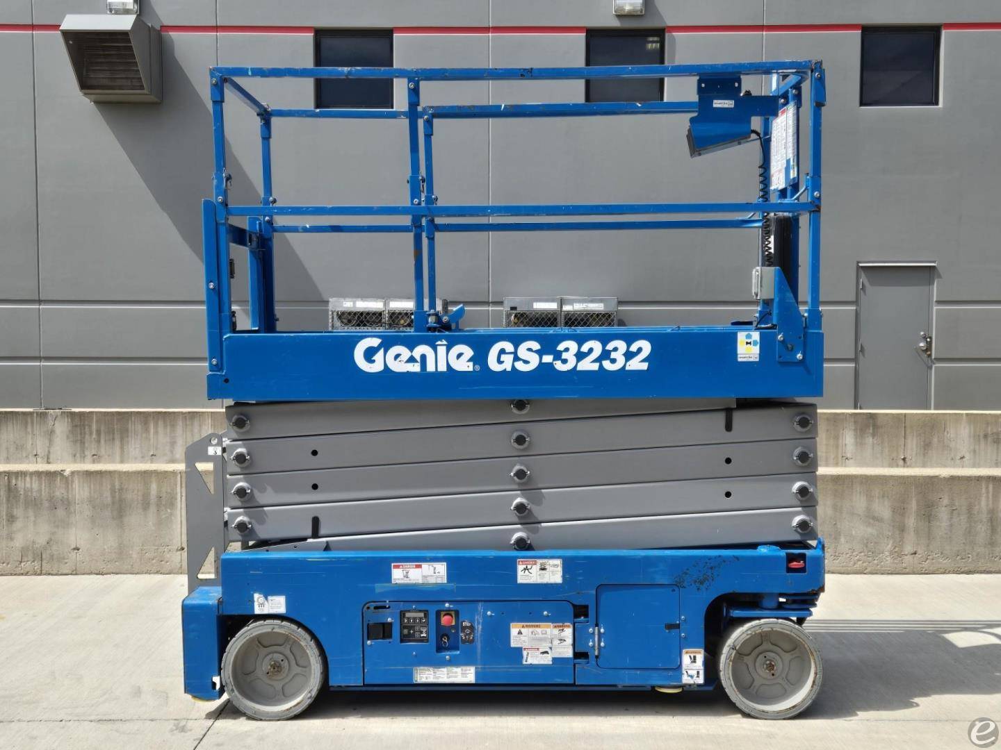 2016 Genie GS3232