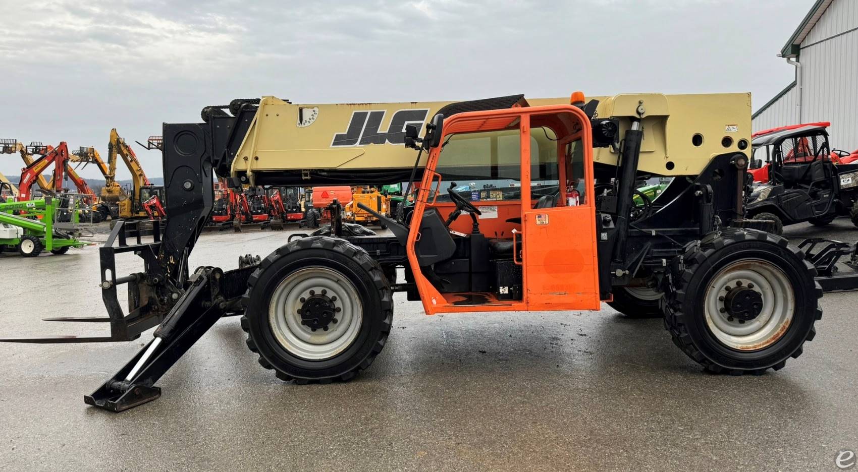 2014 JLG G10-55A