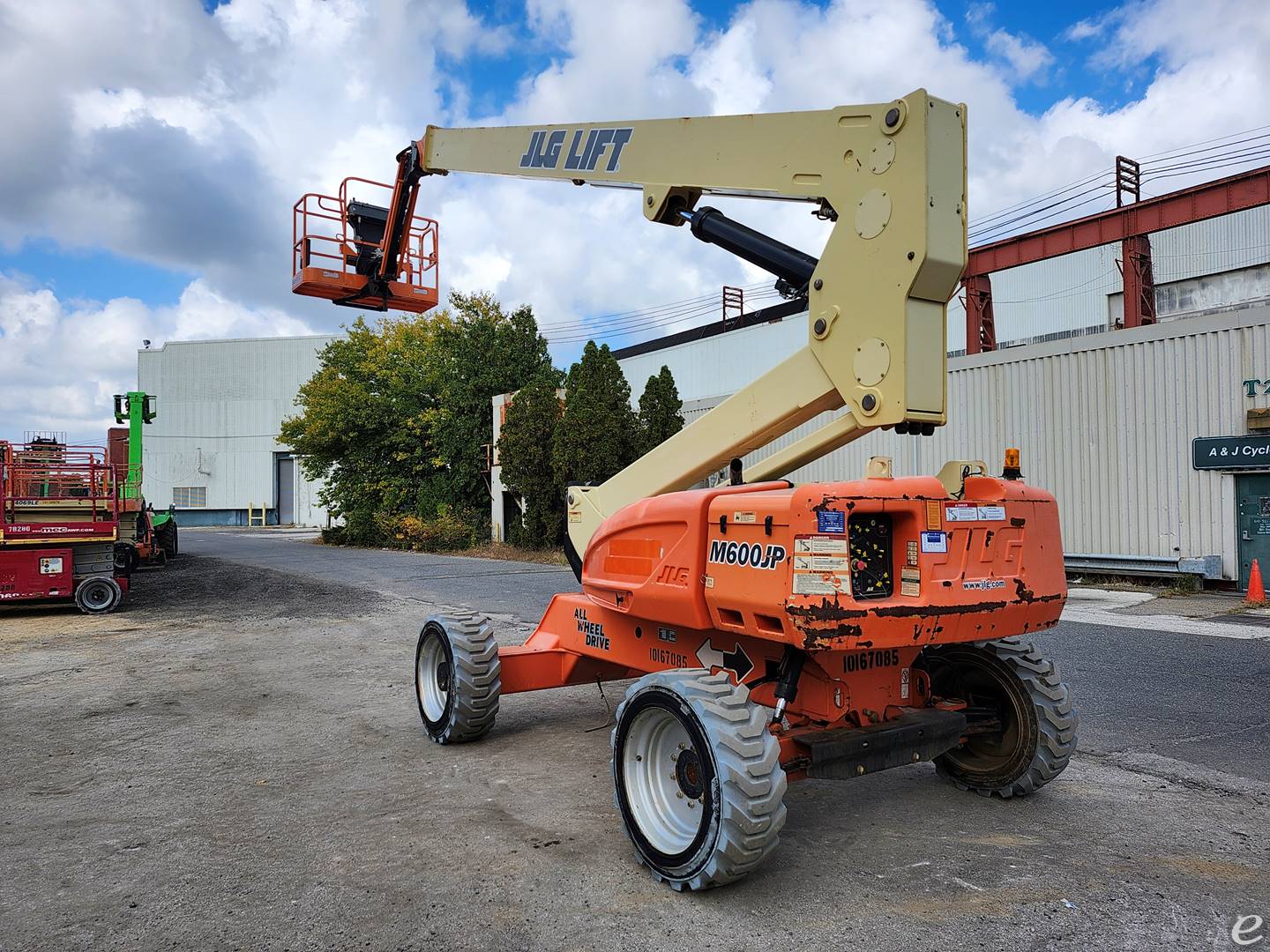 2013 JLG M600JP