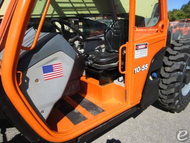 2016 JLG 1055