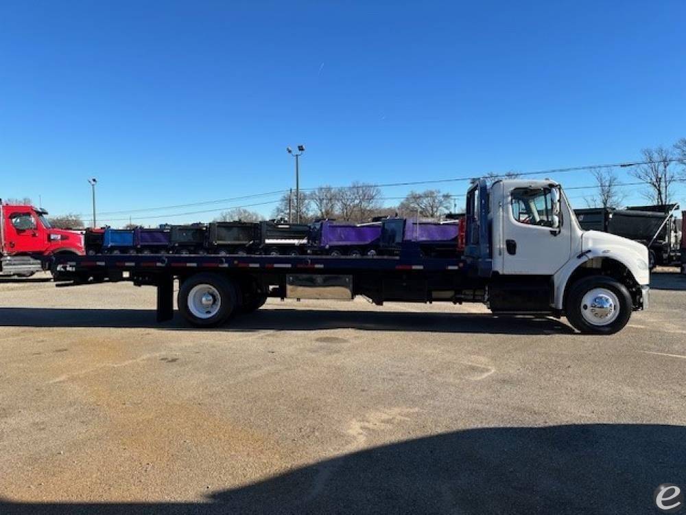 2015 Freightliner BUSINESS CLASS M2 106