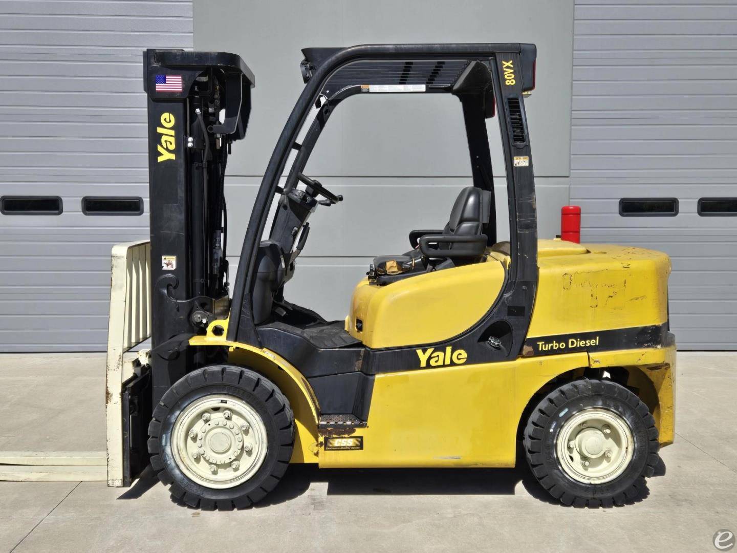 2018 Yale GDP080VX Pneumatic Tire Forklift - 123Forklift