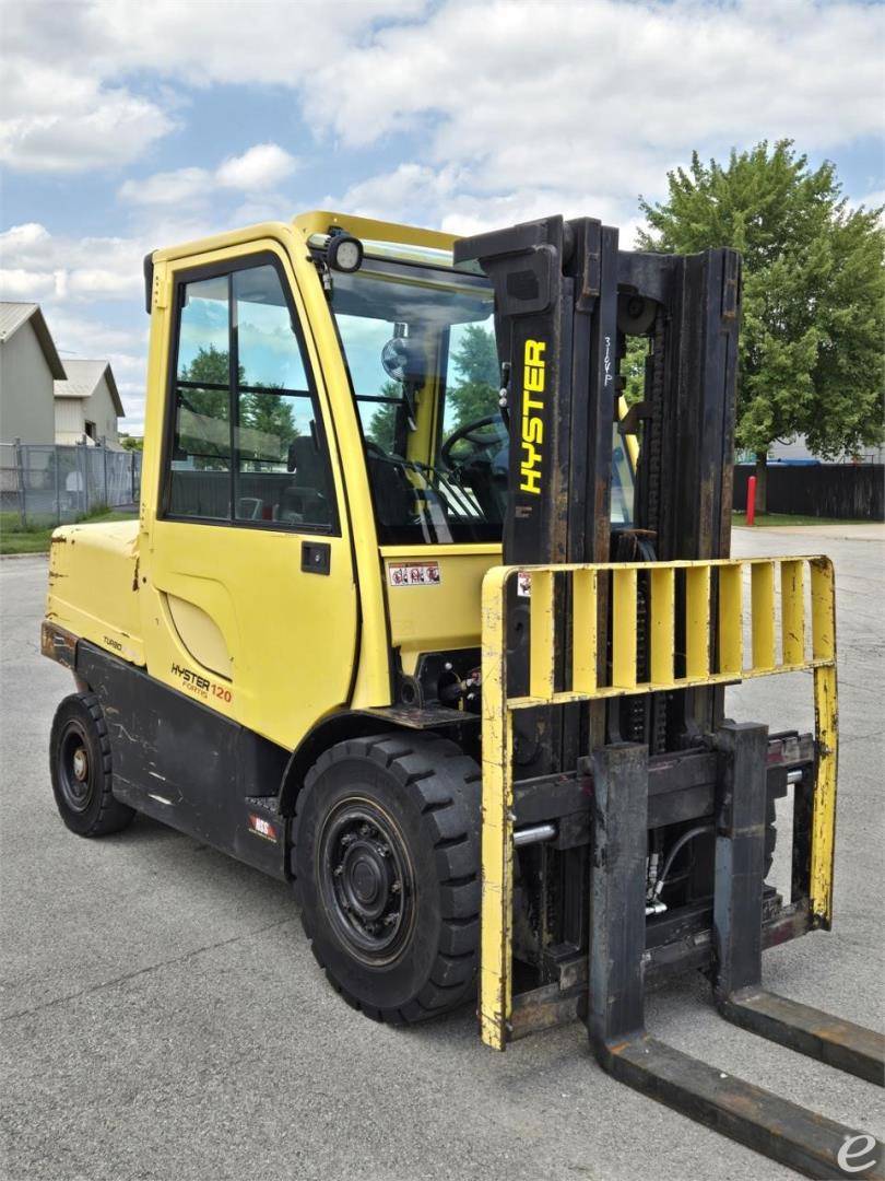 2016 Hyster H120FT