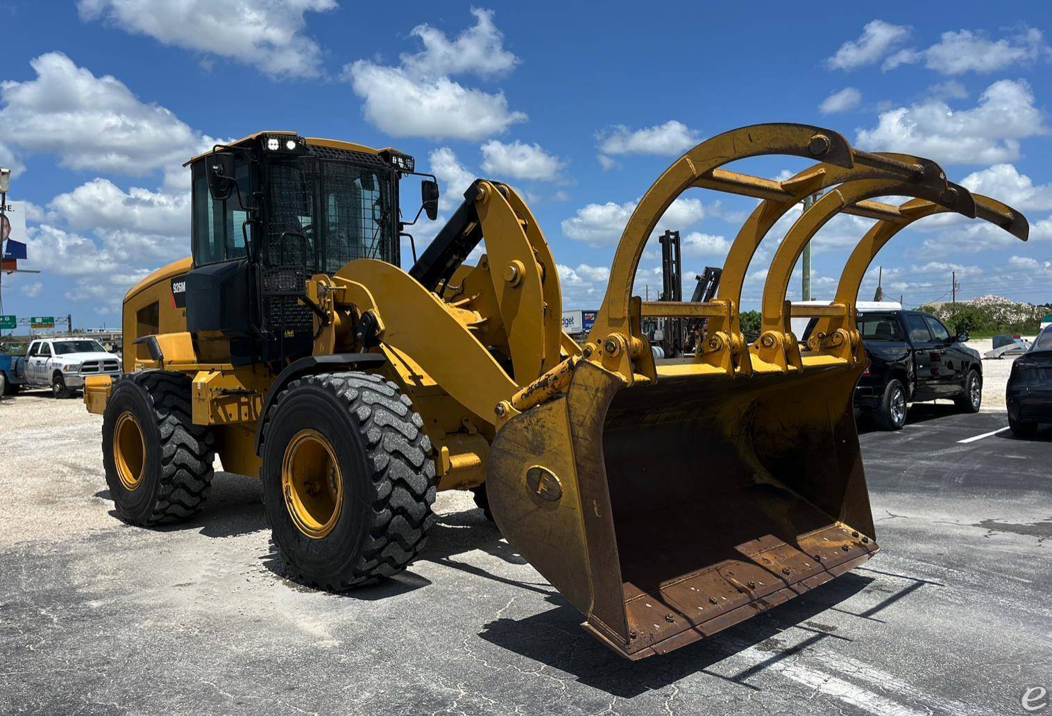 2019 Cat 926M