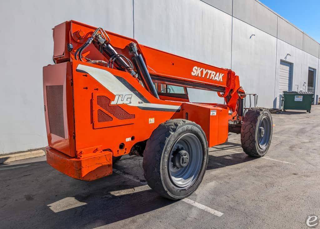 2015 Skytrak 8042