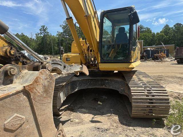 2014 Komatsu PC240 LC-10