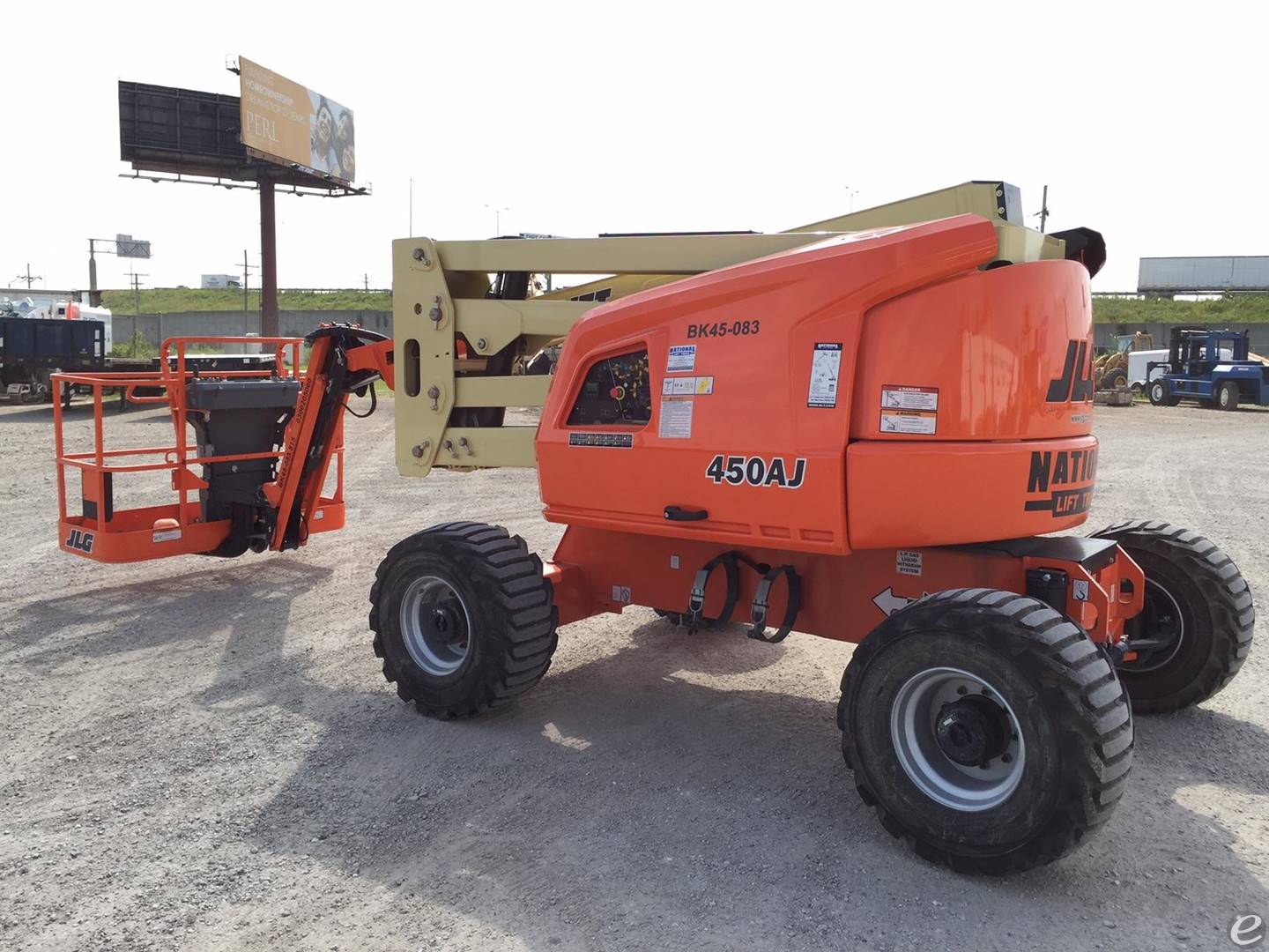 2015 JLG 450AJ