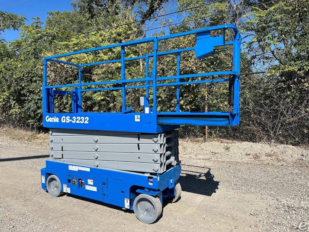 2013 Genie GS3232