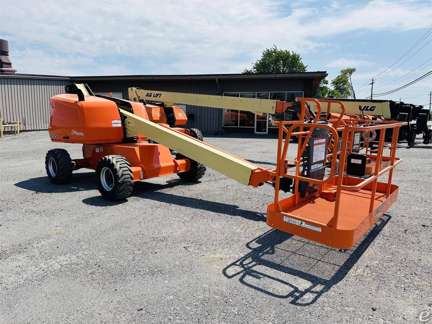 2015 JLG 400S