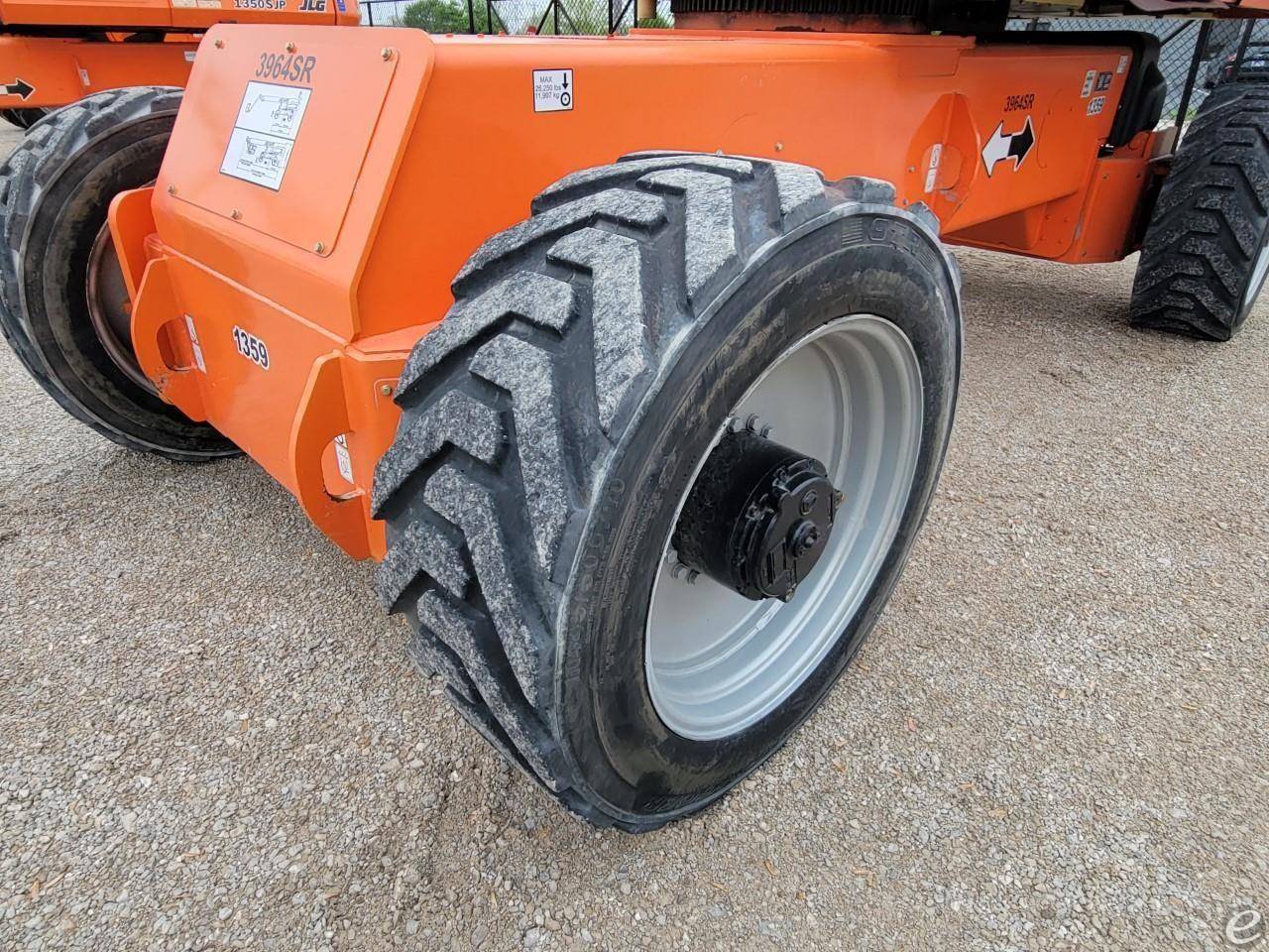 2009 JLG 1350SJP