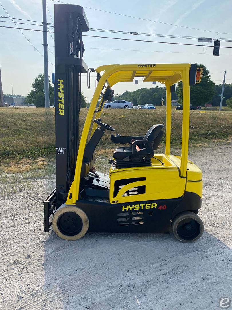 2017 Hyster J40XN