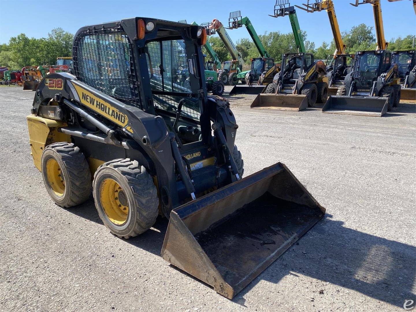 2015 New Holland L218