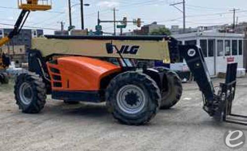 2022 JLG 943