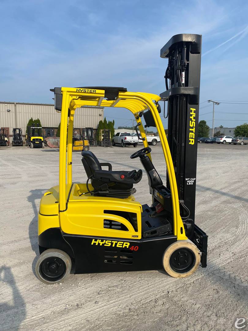 2017 Hyster J40XN