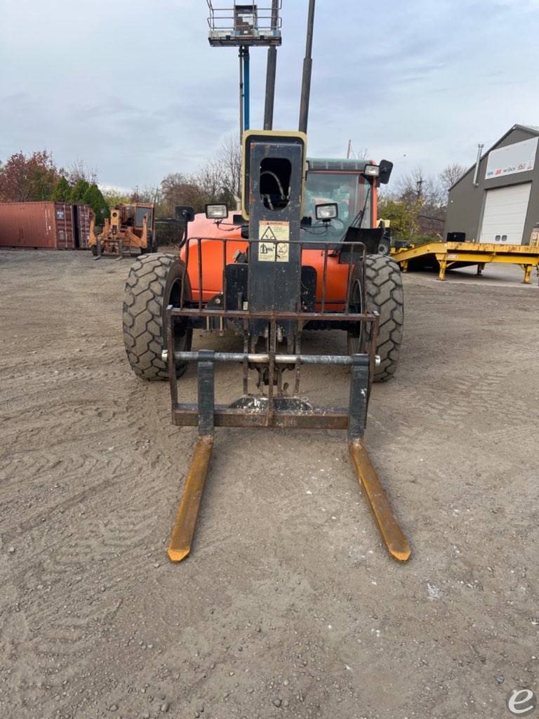 2015 JLG G9-43A - Enclosed Cab w/ Heat!