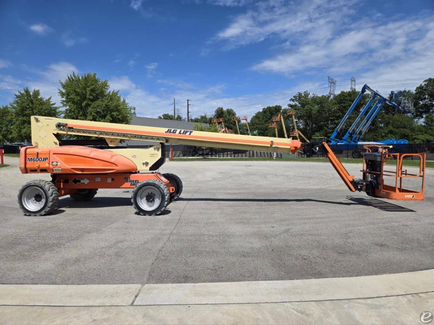 2015 JLG M600JP