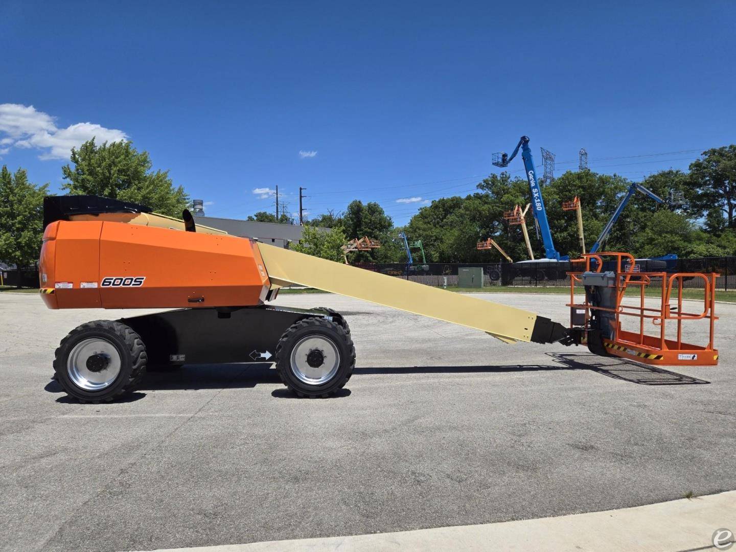 2013 JLG 600S