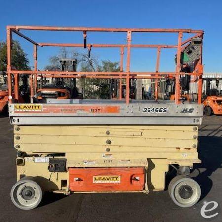 2007 JLG ES2646