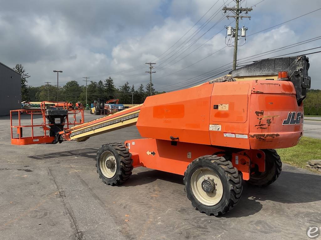 2013 JLG 600S