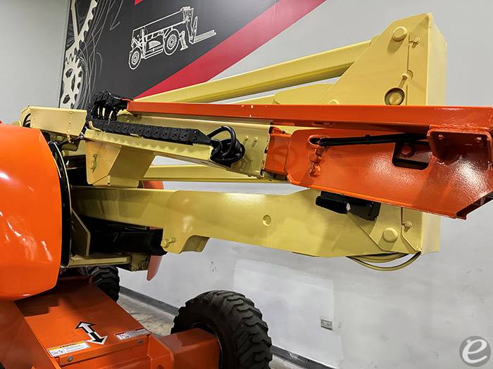 2014 JLG 450AJ