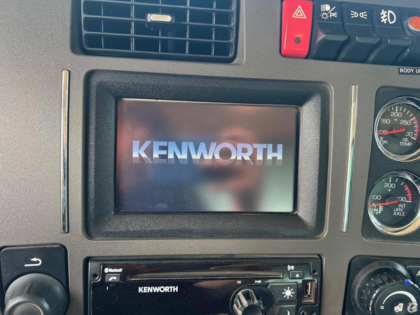 2018 Kenworth T880