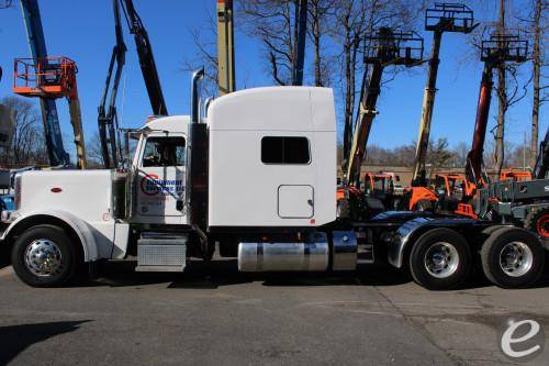 2022 Peterbilt 389 Mid Roof Sleeper Tractor