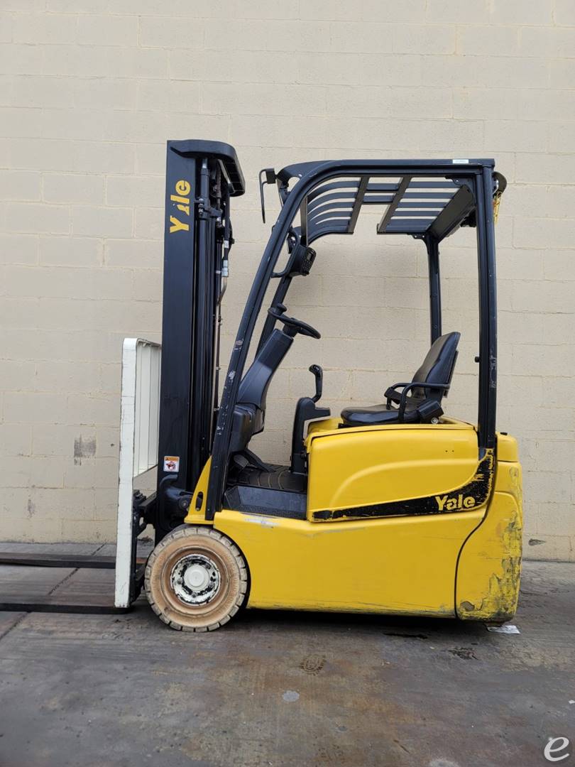 2015 Yale ERP030VTN36TE088