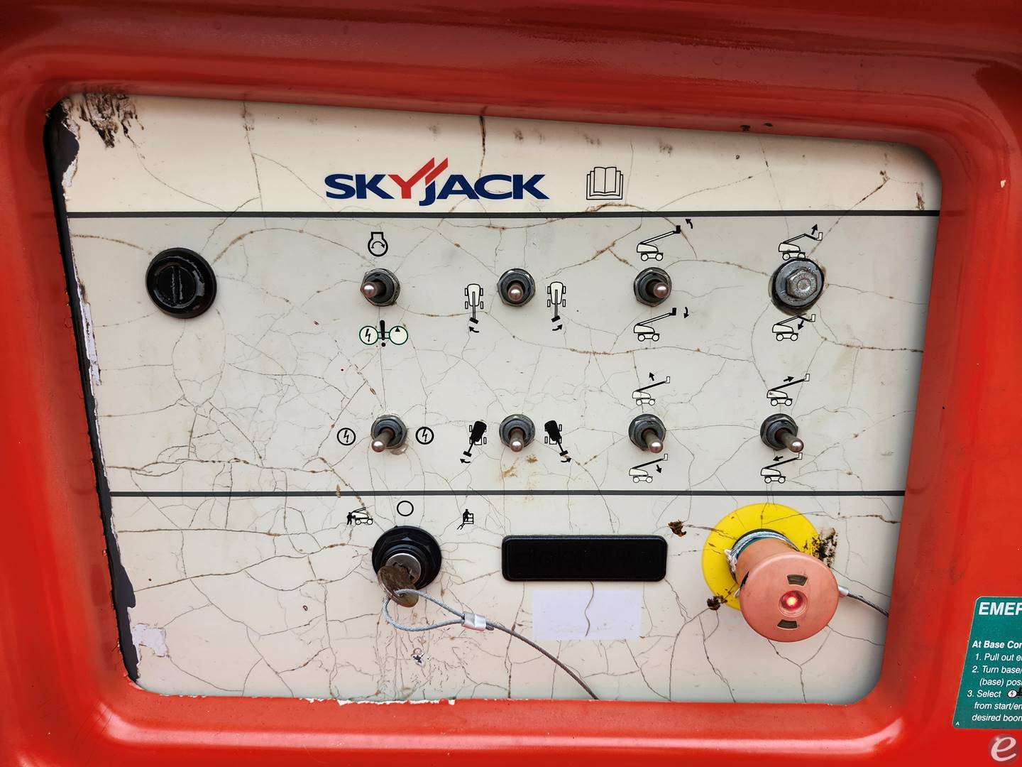 Skyjack SJ61T