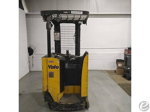 2018 Yale NR040EB