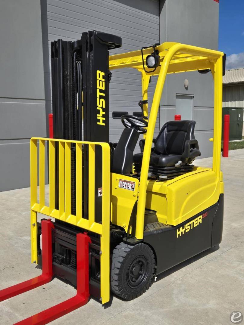 2016 Hyster J30XNT