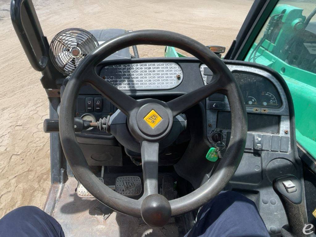 2017 JCB 507-42