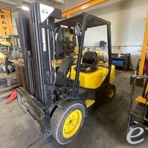 2003 Daewoo G25E-3 Pneumatic Tire F...