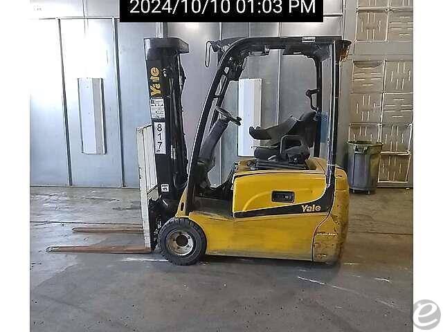 2017 Yale ERP040VT