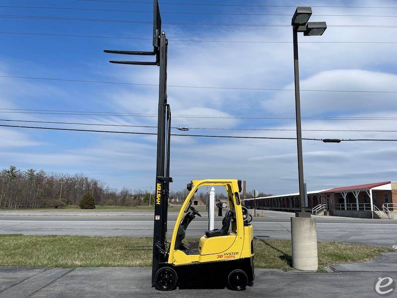 2017 Hyster S30FT