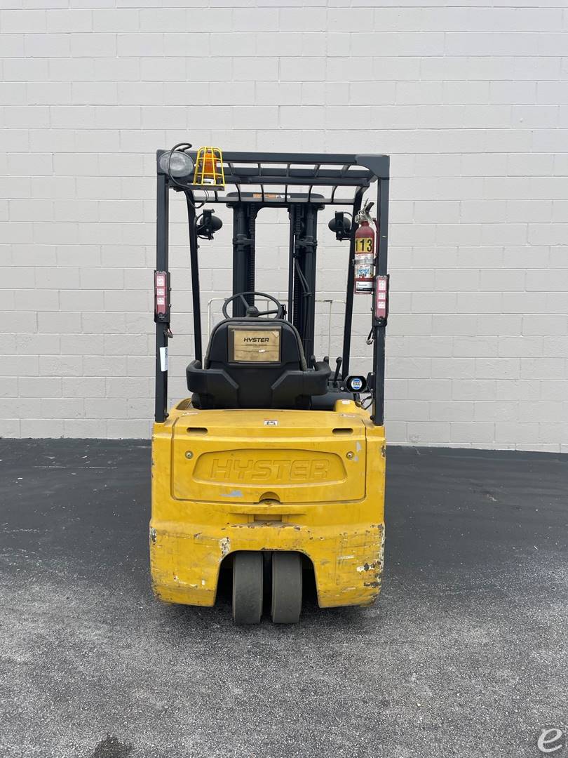 2004 Hyster J30ZT