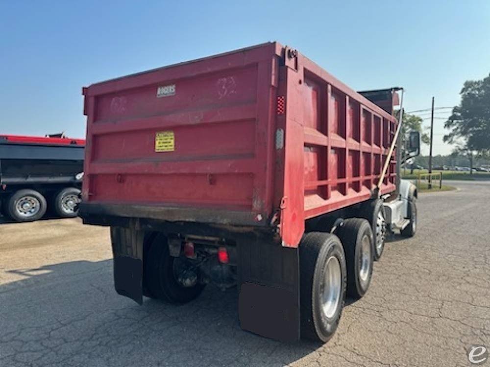 2017 Peterbilt 567