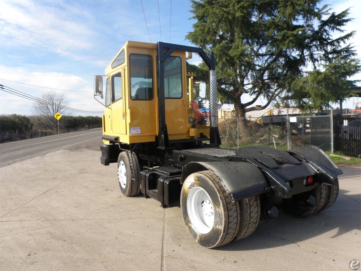 2003 Capacity TJ7000