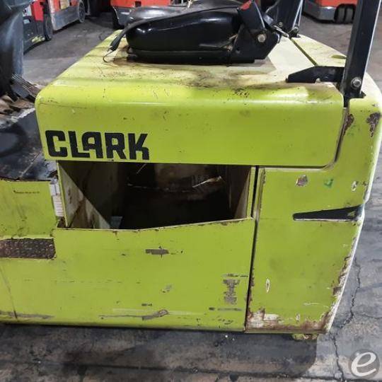 2014 Clark TMX20