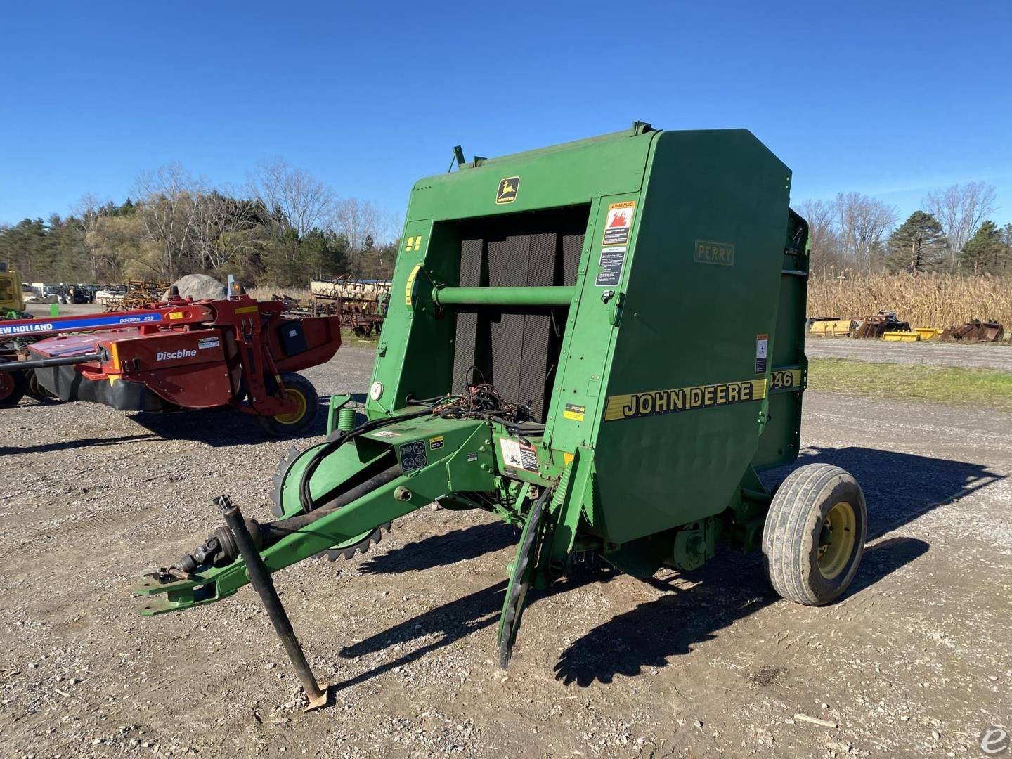 John Deere 446