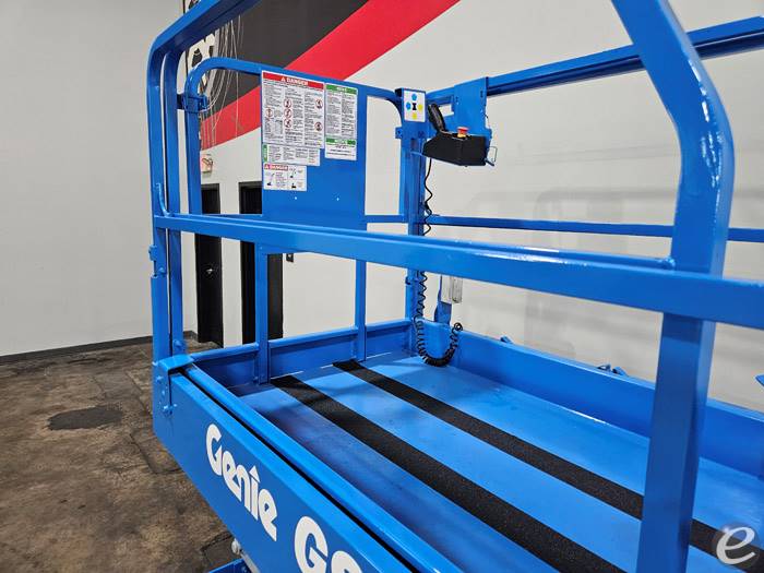 2015 Genie GS3246