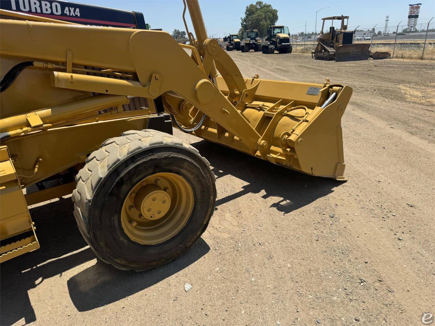 2005 Cat 446D