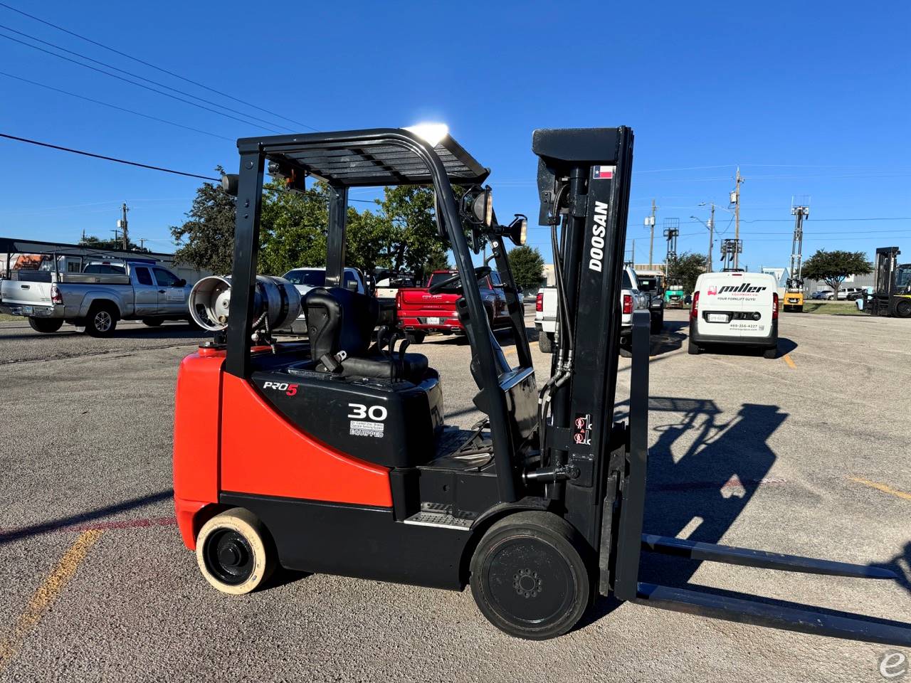 2014 Doosan GC30P-5