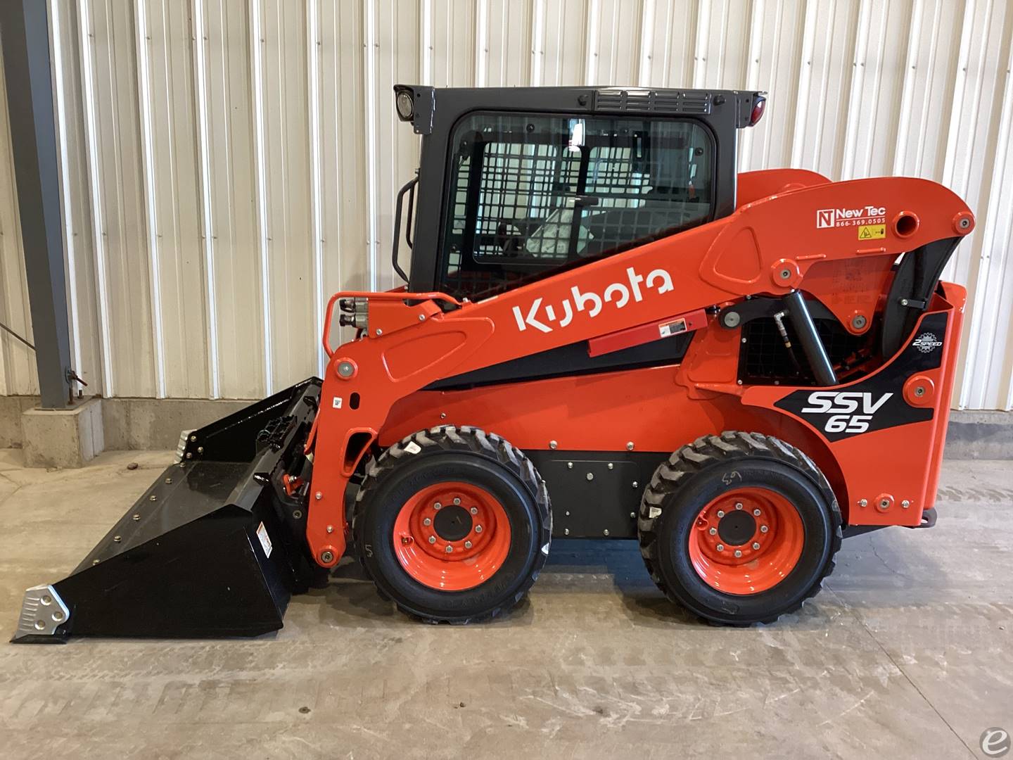 2024 Kubota SSV65PHC